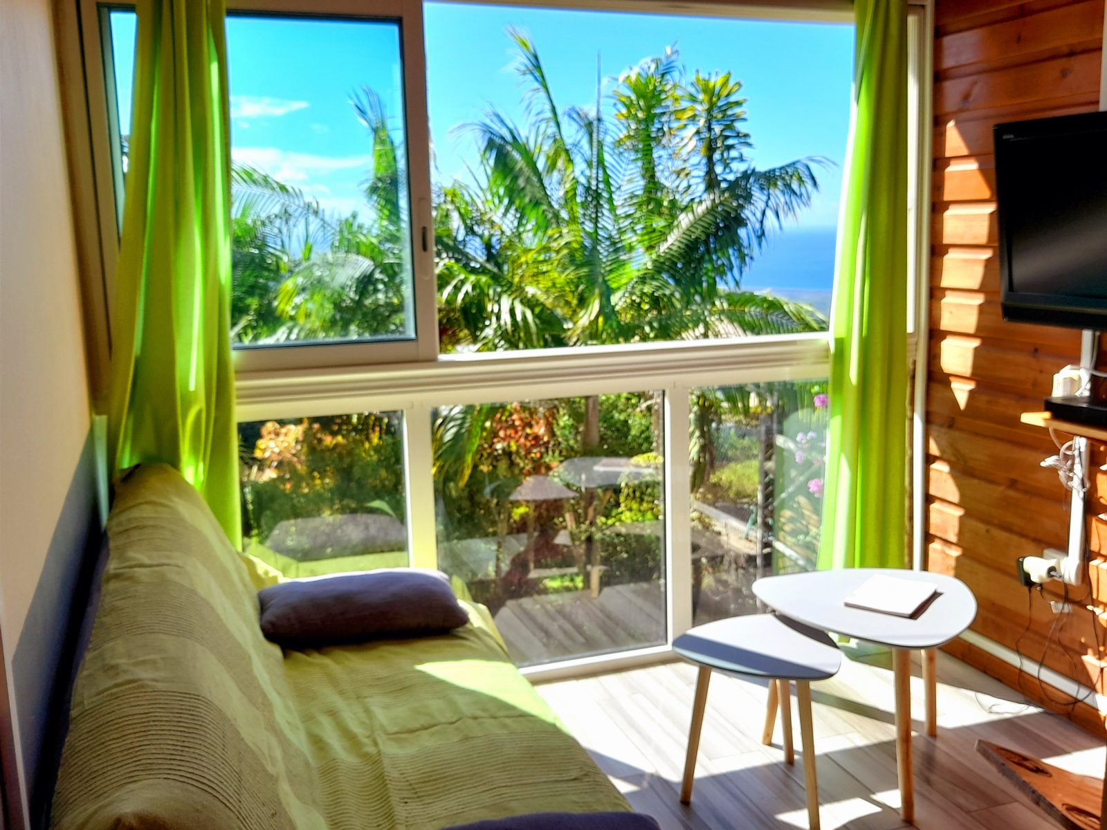 Chalet Amaryllis